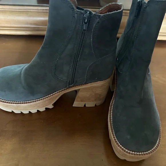 Free People Jeffrey Campbell Preston Platform Boots - Picture 2 of 6